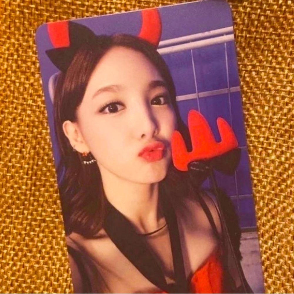 TWICE Twicecoaster Devil Nayeon Photocard